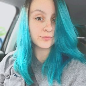 Meet your Posher, Kristen